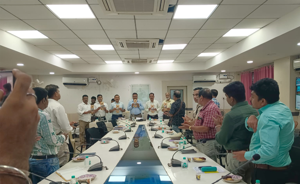 ଖୋର୍ଦ୍ଧାରେ ଜିଲ୍ଲା ସଡ଼କ ସୁରକ୍ଷା କମିଟି ବୈଠକ; ଘୋଷଯାତ୍ରା ପୂର୍ବରୁ କଡ଼ା ଯାଞ୍ଚ ଓ ପାଟ୍ରୋଲିଂ ପାଇଁ ନିର୍ଦ୍ଦେଶ