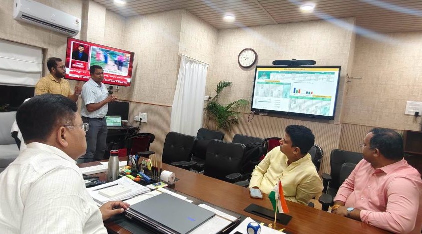 Balugaon News: ବାଲୁଗାଁର ସ୍ଥାୟୀ ବିକାଶ ଦିଗରେ ଐତିହାସିକ ପଦକ୍ଷେପ, ଆଇନ ମନ୍ତ୍ରୀଙ୍କ ସମୀକ୍ଷା Balugaon News