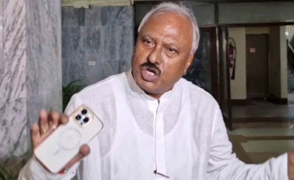 ଆରଜି କର ଦୁଷ୍କର୍ମ-ହତ୍ୟା ମାମଲାରେ ବଡ଼ କାର୍ଯ୍ୟାନୁଷ୍ଠାନ: ପୂର୍ବତନ ଟିଏମସି ବିଧାୟକ ଗିରଫ ପୂର୍ବତନ ଟିଏମସି ବିଧାୟକ ଗିରଫ