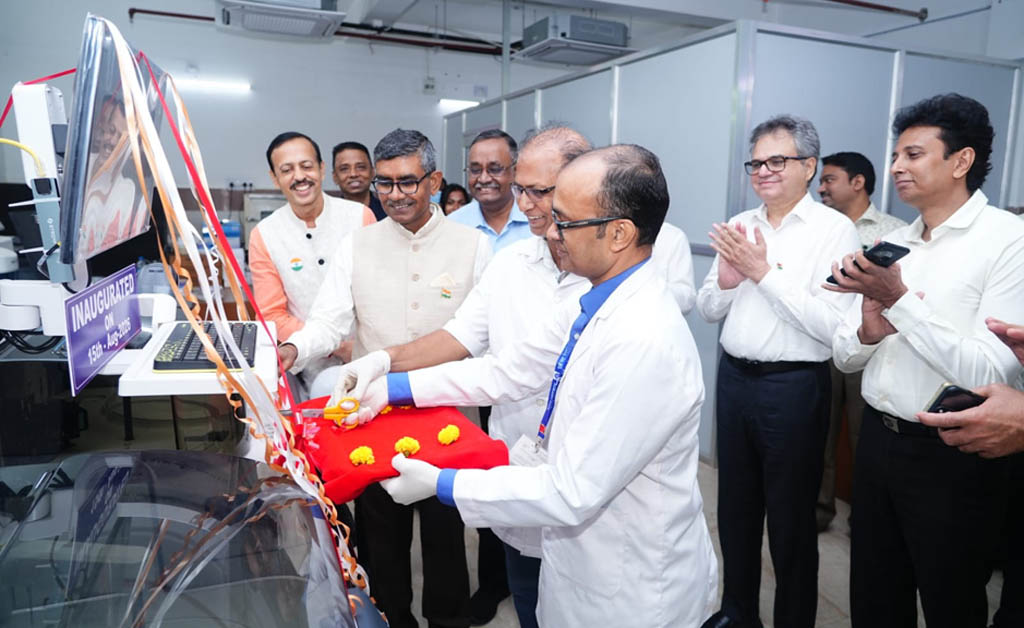 ଭୁବନେଶ୍ୱରସ୍ଥିତ କେନ୍ଦ୍ରୀୟ ହସ୍ପିଟାଲରେ ଅତ୍ୟାଧୁନିକ ଚିକିତ୍ସା ସୁବିଧାର ଉଦ୍ଘାଟନ ଭୁବନେଶ୍ୱରସ୍ଥିତ କେନ୍ଦ୍ରୀୟ ହସ୍ପିଟାଲରେ ଅତ୍ୟାଧୁନିକ ଚିକିତ୍ସା ସୁବିଧାର ଉଦ୍ଘାଟନ