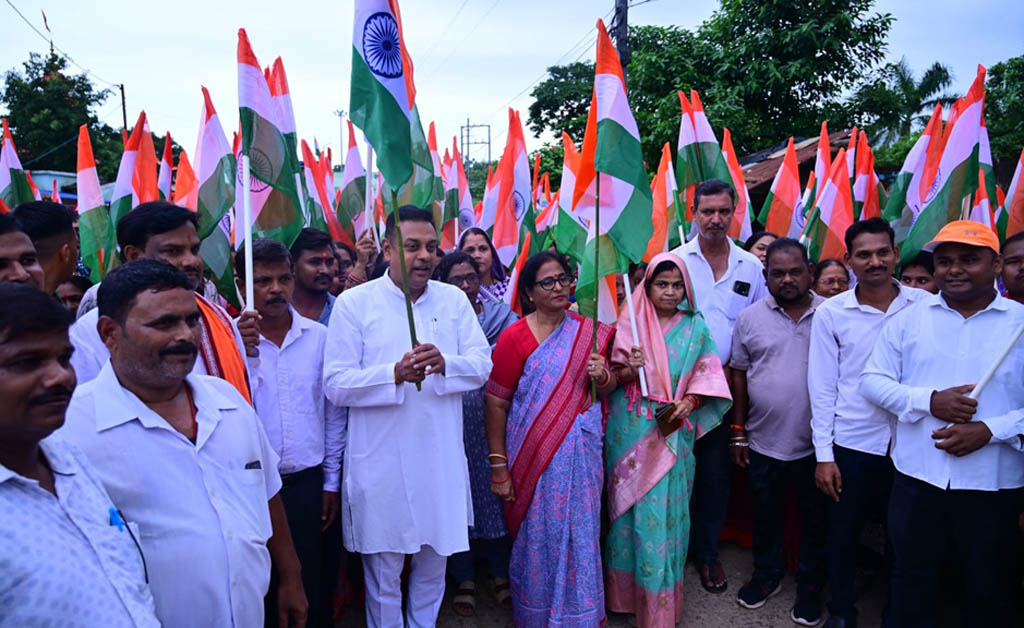 କ୍ରାନ୍ତି ଦିବସରେ ରଣପୁରରେ ଦେଶପ୍ରେମର ମହାସମାଗମ କ୍ରାନ୍ତି ଦିବସରେ ରଣପୁରରେ ଦେଶପ୍ରେମର ମହାସମାଗମ