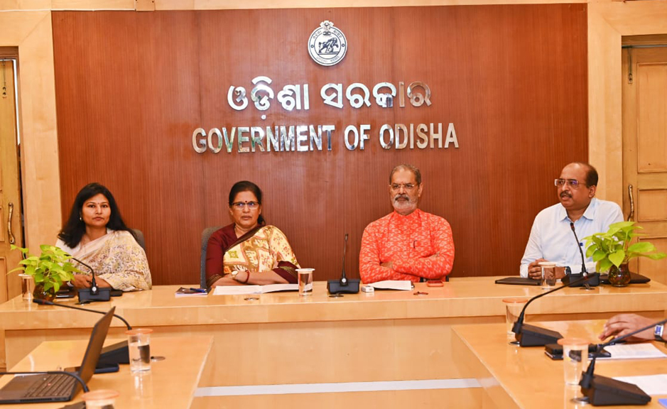 ଓଡ଼ିଶାରେ ସ୍ଥାପନ ହେବ ଆଧୁନିକ ଚାଉଳ ଓ ମାଣ୍ଡିଆ ପ୍ରକ୍ରିୟାକରଣ କାରଖାନା Deputy Chief Minister holds high-level review meeting regarding the establishment of the proposed rice and millet plant.