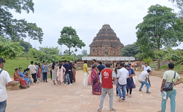 ଖୋଲିଲା କୋଣାର୍କ ସୂର୍ଯ୍ୟମନ୍ଦିରର ମୁଖ୍ୟ ପ୍ରବେଶ ଦ୍ୱାର The main entrance of the Konark Sun Temple has opened.