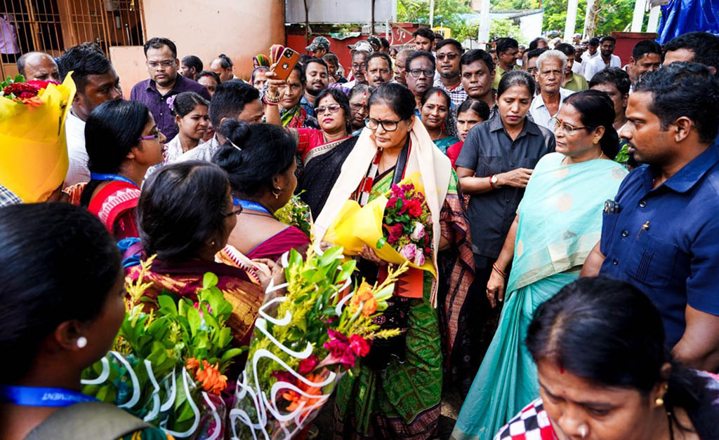 ନିମାପଡାରେ ବିଭିନ୍ନ ଉନ୍ନୟନ ପ୍ରକଳ୍ପର ଭିତ୍ତିପ୍ରସ୍ତର ସ୍ଥାପନ କଲେ ଉପ ମୁଖ୍ୟମନ୍ତ୍ରୀ Pravati Parida inaugurates various project in Nimapada
