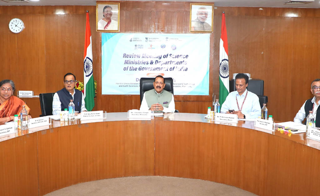 ‘ସ୍ୱଚ୍ଛ ସାଗର ସୁରକ୍ଷିତ ସାଗର ୫.୦ ରେ ବ୍ୟାପକ ଜନ-ଅଂଶଗ୍ରହଣକୁ ପ୍ରଶଂସା କଲେ ଡ. ଜିତେନ୍ଦ୍ର ସିଂହ 'ସ୍ୱଚ୍ଛ ସାଗର ସୁରକ୍ଷିତ ସାଗର ୫.୦ ରେ ବ୍ୟାପକ ଜନ-ଅଂଶଗ୍ରହଣକୁ ପ୍ରଶଂସା କଲେ ଡ. ଜିତେନ୍ଦ୍ର ସିଂହ