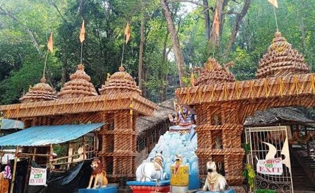 ପ୍ରକୃତିର ଅପୂର୍ବ ସୌନ୍ଦର୍ଯ୍ୟ ସହ ଆଧ୍ୟାତ୍ମିକତାର ମିଳନ: କୋରାପୁଟର ପ୍ରସିଦ୍ଧ ଶୈବପୀଠ ‘ବାବା ଗୁପ୍ତେଶ୍ୱର’ Special Story on Gupteswar Temple, Koraput
