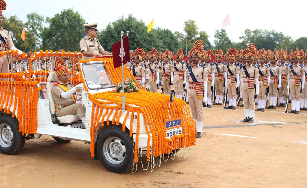 ସମ୍ବଲପୁରଠାରେ ପଞ୍ଚମ ବ୍ୟାଚ ସିପାହୀ ପ୍ରଶିକ୍ଷାର୍ଥୀଙ୍କ ଦୀକ୍ଷାନ୍ତ ସମାରୋହ ସମ୍ବଲପୁରଠାରେ ପଞ୍ଚମ ବ୍ୟାଚ ସିପାହୀ ପ୍ରଶିକ୍ଷାର୍ଥୀଙ୍କ ଦୀକ୍ଷାନ୍ତ ସମାରୋହ