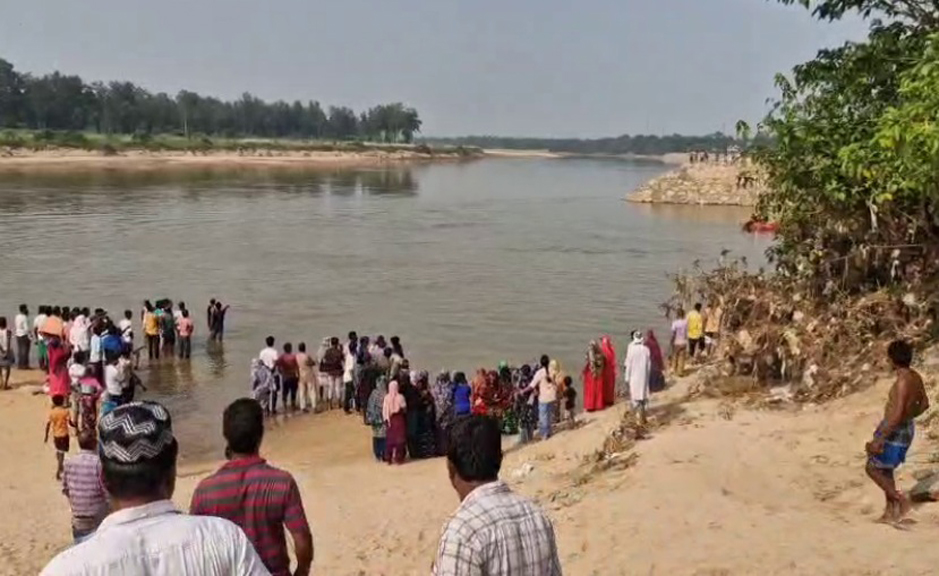 ସୁବର୍ଣ୍ଣରେଖା ନଦୀରେ ବୁଡ଼ି ନାବାଳକଙ୍କ ମୃତ୍ୟୁ, ଅନ୍ୟ ଜଣେ ନିଖୋଜ ସୁବର୍ଣ୍ଣରେଖା ନଦୀରେ ବୁଡ଼ି ନାବାଳକଙ୍କ ମୃତ୍ୟୁ, ଅନ୍ୟ ଜଣେ ନିଖୋଜ