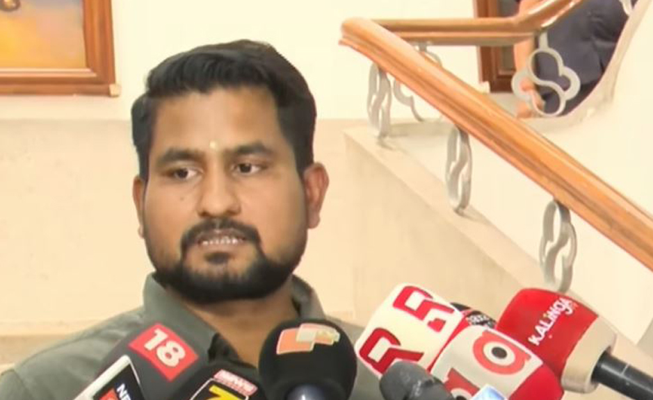 ଦୀର୍ଘ ୮ ବର୍ଷ ପରେ ବାଜିଲା ଛାତ୍ର ସଂସଦ ନିର୍ବାଚନ ବିଗୁଲ୍, ୧୫ରେ ଭୋଟ୍ ଗ୍ରହଣ Student union election bugle sounded after eight long years; voting on the 15th.