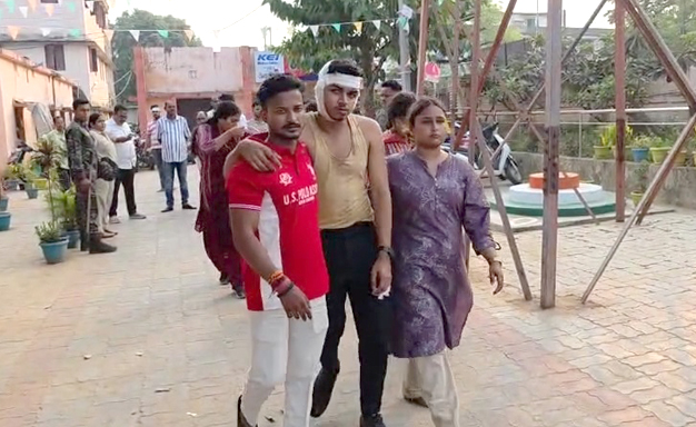 ଛାତ୍ର ସଂସଦ ନିର୍ବାଚନୀ ହିଂସା: ଆମିଷ ଭୋଜି ବାରଣକୁ କେନ୍ଦ୍ର କରି ଗଣ୍ଡଗୋଳ The student who was attacked