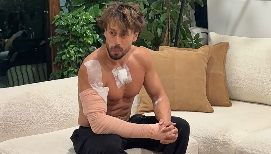 Tiger Shroff Firing Case: ଗୁଳିକାଣ୍ଡ ପରେ ଟାଇଗରଙ୍କୁ ସାକ୍ଷାତ କଲେ ଉପମୁଖ୍ୟମନ୍ତ୍ରୀ ଏକନାଥ ସିନ୍ଧେ Tiger Shroff Firing Case