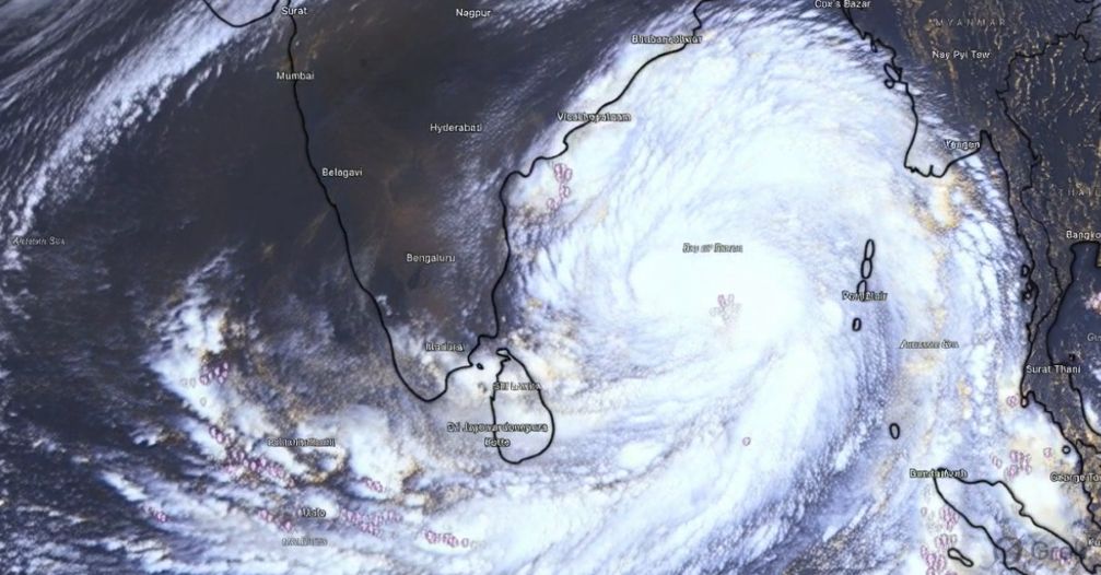 Cyclone Alert: ବଙ୍ଗୋପସାଗରରେ ସୃଷ୍ଟି ହେବ ବାତ୍ୟା, ସ୍ପଷ୍ଟ କଲା ଭାରତ ପାଣିପାଗ ବିଭାଗ, ଉପକୂଳ ଛୁଇଁବ Cyclone Alert