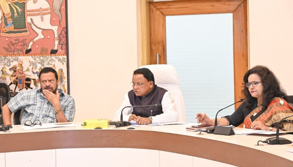 ସମ୍ଭାବ୍ୟ ବାତ୍ୟା ମୁକାବିଲା ବୈଠକ, ୫ଟି ଜିଲ୍ଲାରେ ୨୮ ଓ ୨୯ ତାରିଖ ସ୍କୁଲ କଲେଜ ଛୁଟି ସମ୍ଭାବ୍ୟ ବାତ୍ୟା ପ୍ରସ୍ତୁତି ସମୀକ୍ଷା