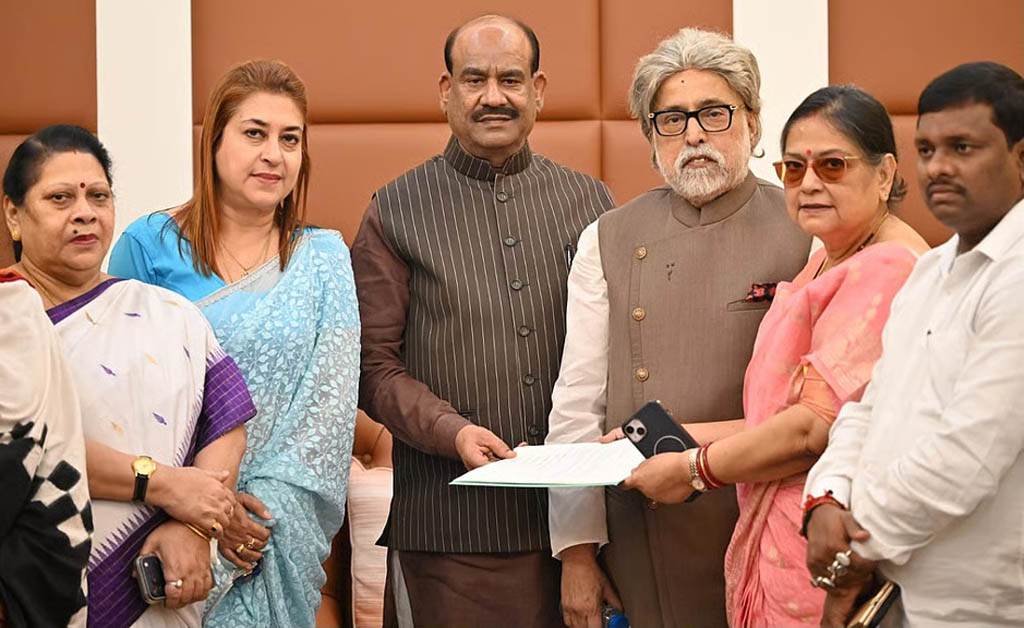 ଟିଏମସି ବିଦ୍ରୋହୀଙ୍କ ଭୟ କ’ଣ?: ବାଚସ୍ପତିଙ୍କୁ ମାଗିଥିଲେ ଦୁଇ ସପ୍ତାହ ସମୟ ଟିଏମସି ବିଦ୍ରୋହୀ