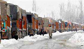 Thousands of stranded vehicles allowed to leave for Jammu