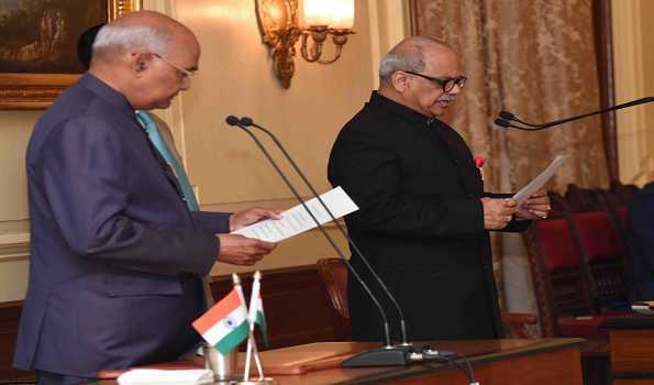 President administers oath of office to Justice PC Ghose as first Lokpal