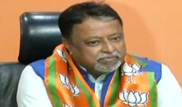 Mukul Roy grilled by Bengal police in triple murder case