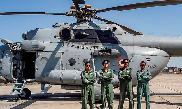 IAF 'All Women Crew' fly Mi-17 V5 chopper