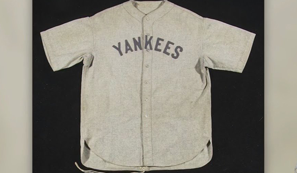 Babe Ruth jersey fetches record-breaking $5.64m at auction - BBC News
