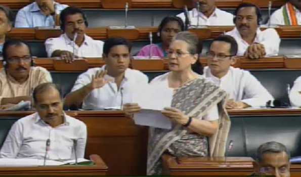 Sonia raises Zero Hour issue, flays corporatisation & privatisation of Railway units