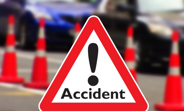 Seven members of family die in road accident on Pune-Bangalore Highway