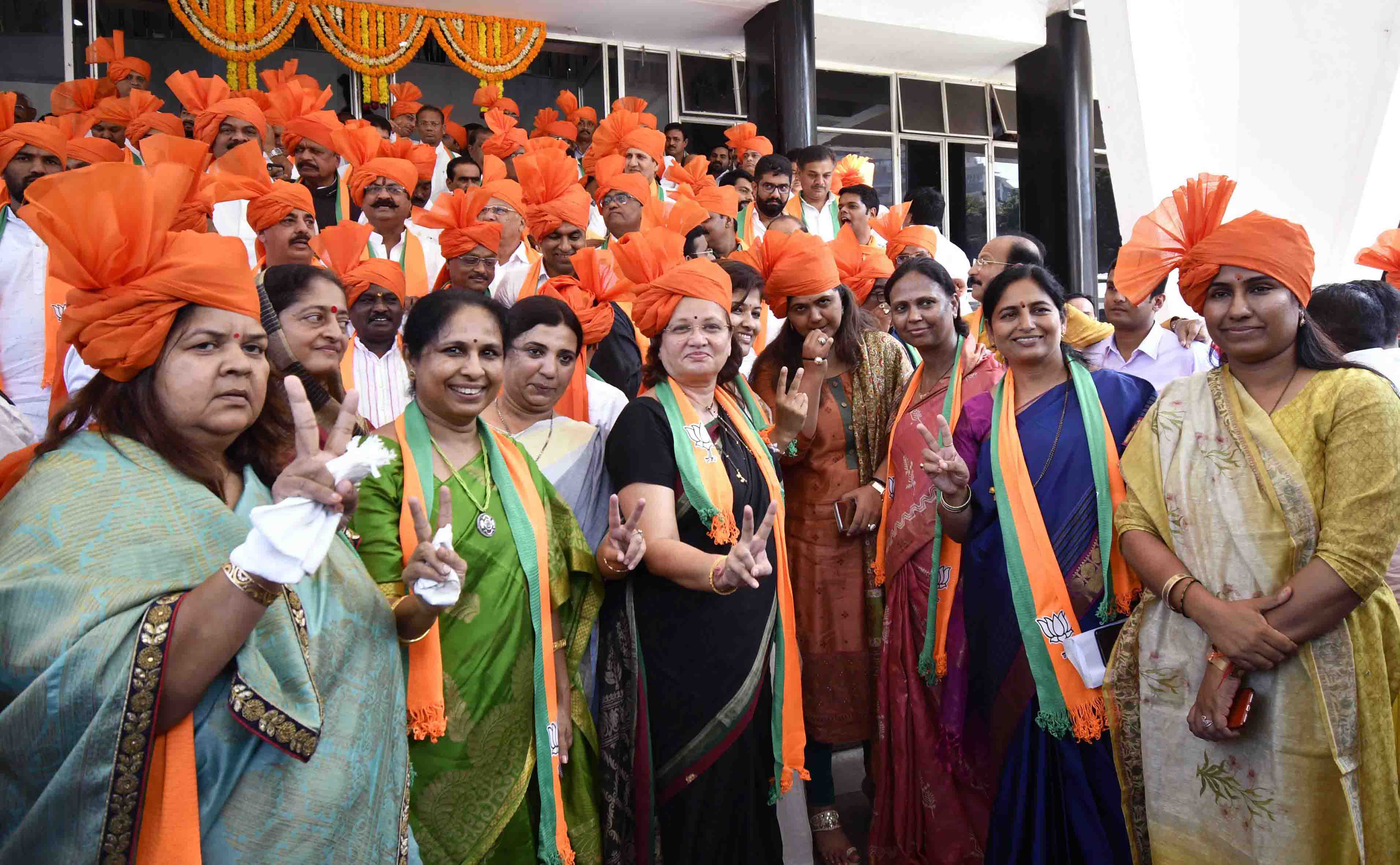 BJP MLAs During Announcement Of Maharashtra BJP LP Leader - The Samikhsya