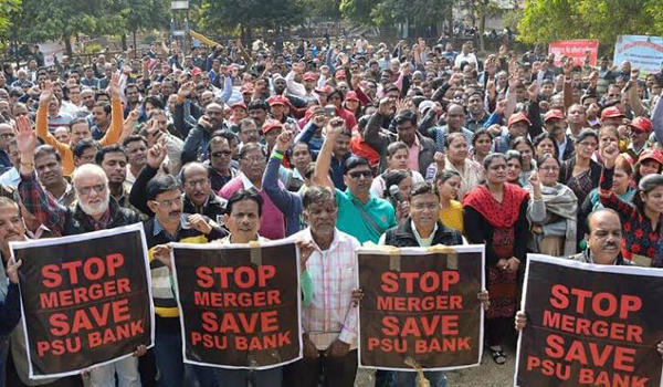 Bankers to protest in Delhi against merger, privatisation of banks