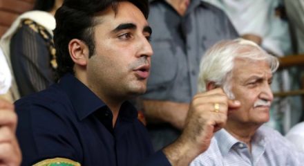 Azadi march: Time for puppet PM to go home, says Bilawal