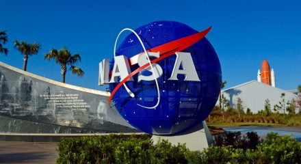 NASA loses contact with satellite to study distant planets