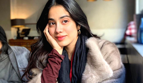 Janhvi Kapoor: Getting papped is weird