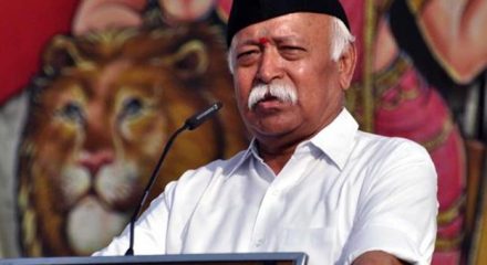 Cong leader files complaint against RSS chief