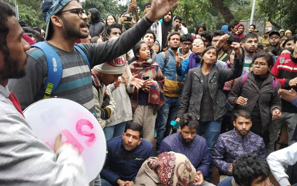 IIMC students set example by peaceful protest