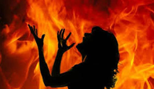 Fatehpur rape-burn victim dies in hospital