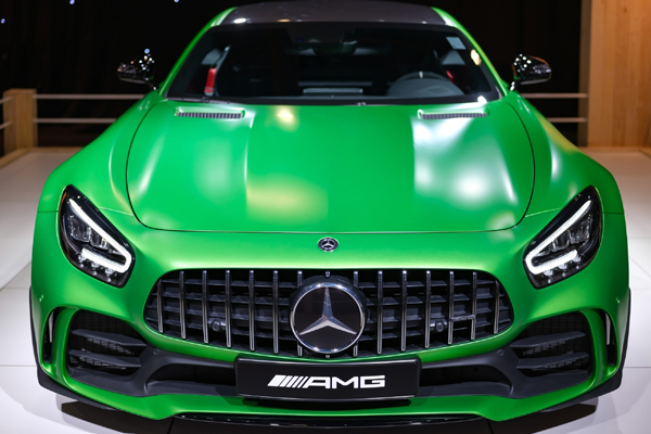 BRUSSELS, Jan. 9, 2020 (Xinhua) -- Photo taken on Jan. 8, 2020 shows a Mercedes-Benz AMG GT R car at the "Dream Cars" salon of the 98th Brussels Motor Show in Brussels, Belgium. The 98th Brussels Motor Show will open to the public from Jan. 10 to 19. About 40 luxury cars are displayed at the "Dream Cars" salon during the motor show. (Xinhua/Zhang Cheng/IANS)