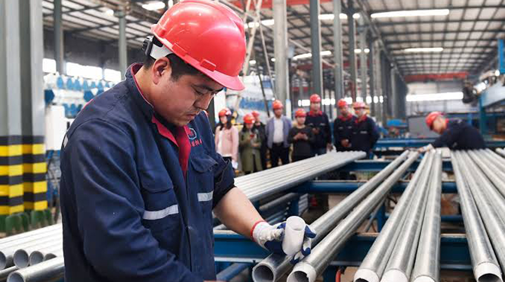 Industrial sector only saw 0.6% growth in Apr-Nov: Survey