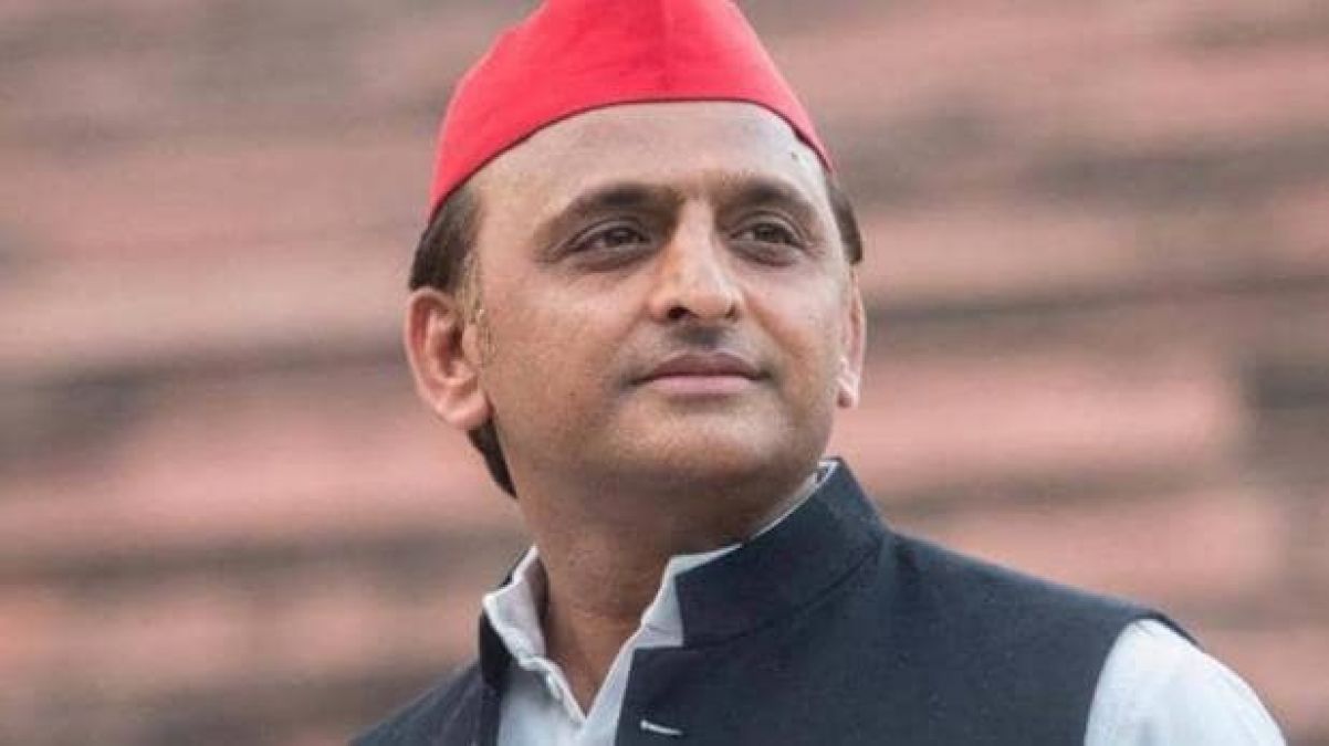 Centre's 5 year report a 'lie', it rules like British did: SP