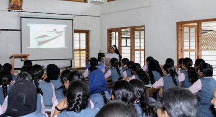 Kerala school students to learn English at hi-tech IT labs