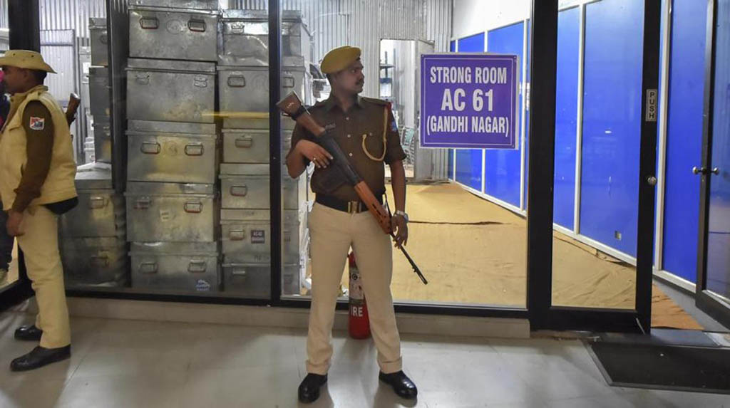AAP deploys volunteers to guard each strongroom