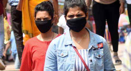 Researchers develop face mask that makes wearer less infectious