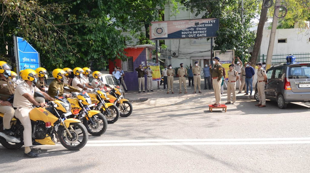 Delhi Police launch COVID patrol squad