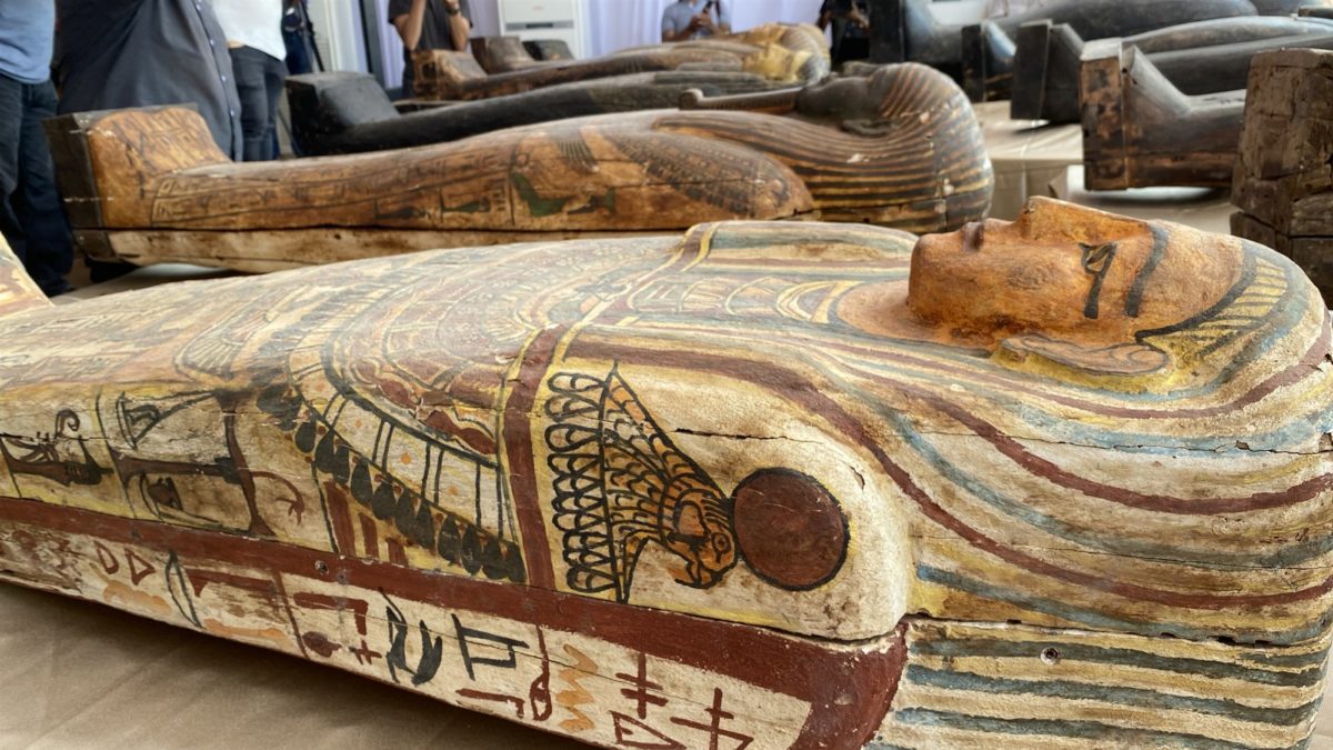 Egyptian mummy buried with golden tongue unearthed - The Samikhsya