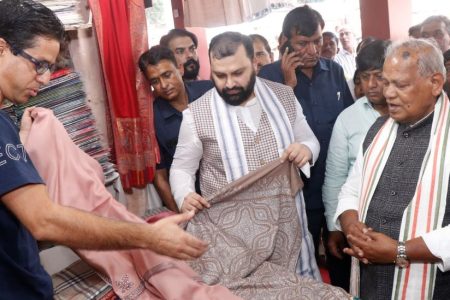 Special Khadi Exhibition: Minister Manjhi Inaugurates in Delhi