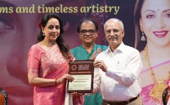 Hema Malini Inspires Audience