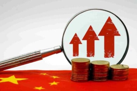 Mutual Funds vs Stocks: Which is Suitable for Beginners?