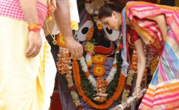 Billionaire Woman Devotee