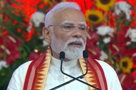 Green Mobility Push: PM Modi Inaugurates Eco-Friendly Initiatives in Gujarat