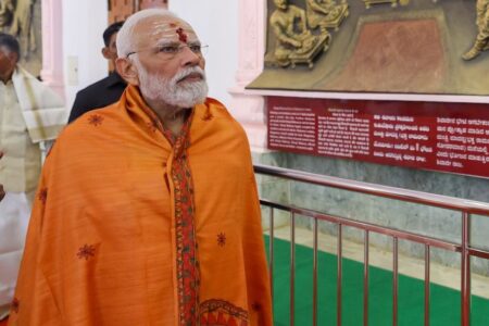 Dhanteras: PM Modi Extends Greetings to Nation