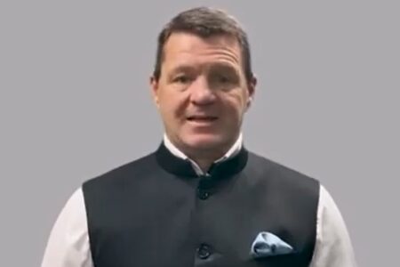 IndiGo CEO Apologises for Mass Cancellations, Promises Normal Operations Soon