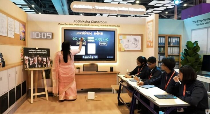 Jio-Shiksha Smart Classroom