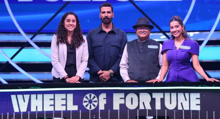 Akshay Kumar Backs Women’s Football